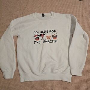 Small white Disney "I'm here for the snacks" Sweater Clean White No Stains